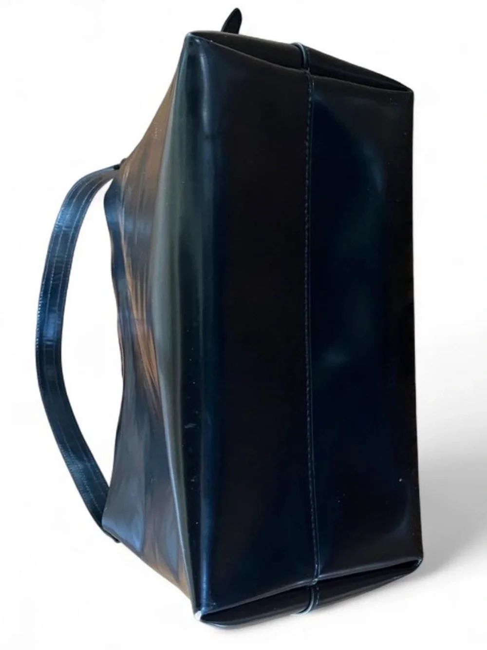 JCrew Edie Bucket Bag in Italian Leather Black Gold $268 MSRP Style CB969